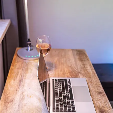 Have-a-nice-stay - Nahe Der U-bahn Nach Hamburg - 1 Minute Entfernt - Baecker & Restaurants 500m - Lidl 800m - Zentrum 1,5km Апартаменты