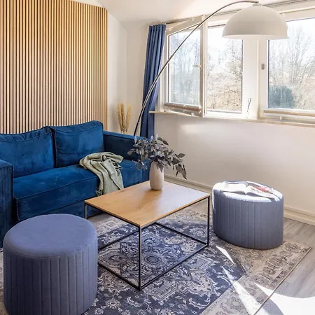 Apartment Have-a-nice-stay - Nahe Der U-bahn Nach Hamburg - 1 Minute Entfernt - Baecker & Restaurants 500m - Lidl 800m - Zentrum 1,5km Ahrensburg