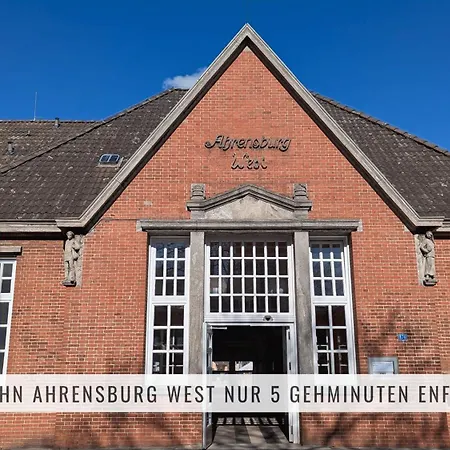 Have-a-nice-stay - Nahe Der U-bahn Nach Hamburg - 1 Minute Entfernt - Baecker & Restaurants 500m - Lidl 800m - Zentrum 1,5km Appartamento